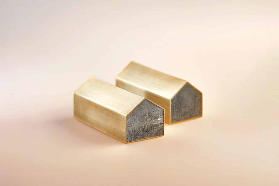 Studio Kyss concreate brass house paperweight in metal